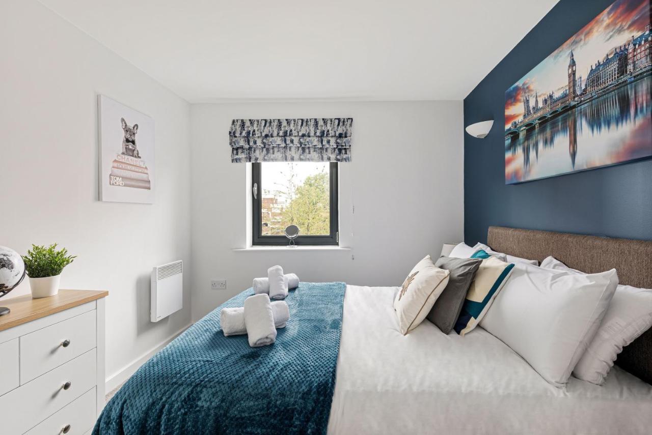 2bedroom 2bathroom Large Modern With Balcony At King's Cross London