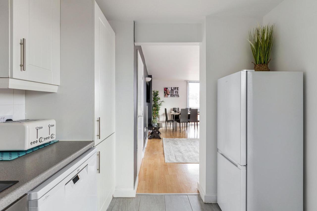 2bedroom 2bathroom Large Modern With Balcony At King's Cross