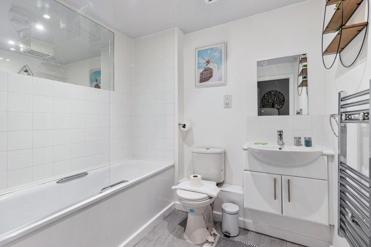 Apartment 2bedroom 2bathroom Large Modern With Balcony At King's Cross London