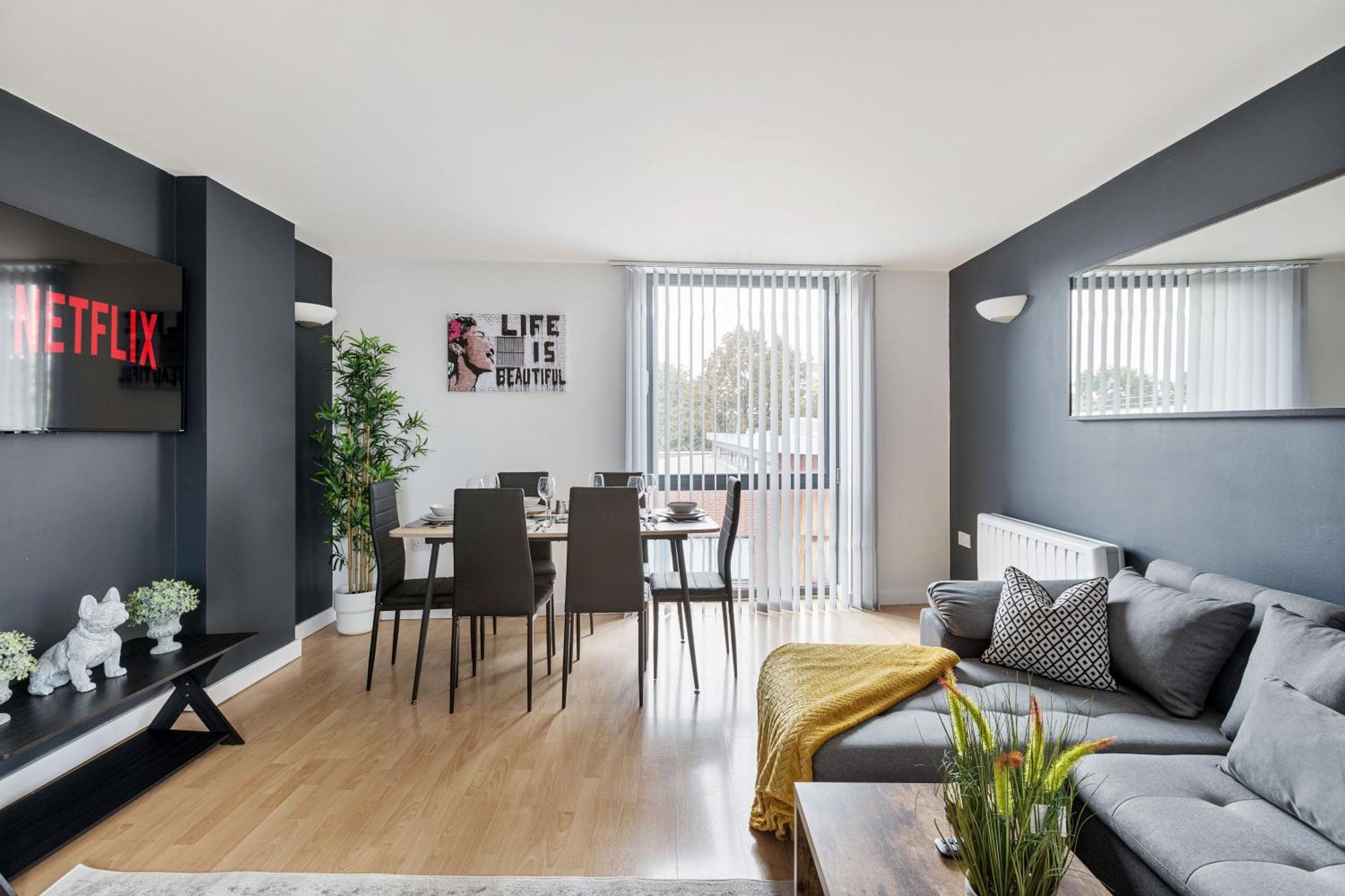 2bedroom 2bathroom Large Modern With Balcony At King's Cross